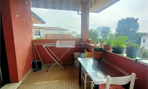 Bicamere ultimo piano con terrazzo vivibile