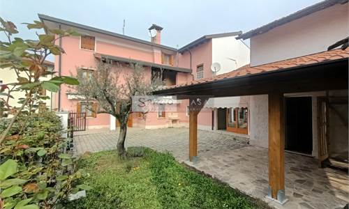 Villa for Sale in Chions